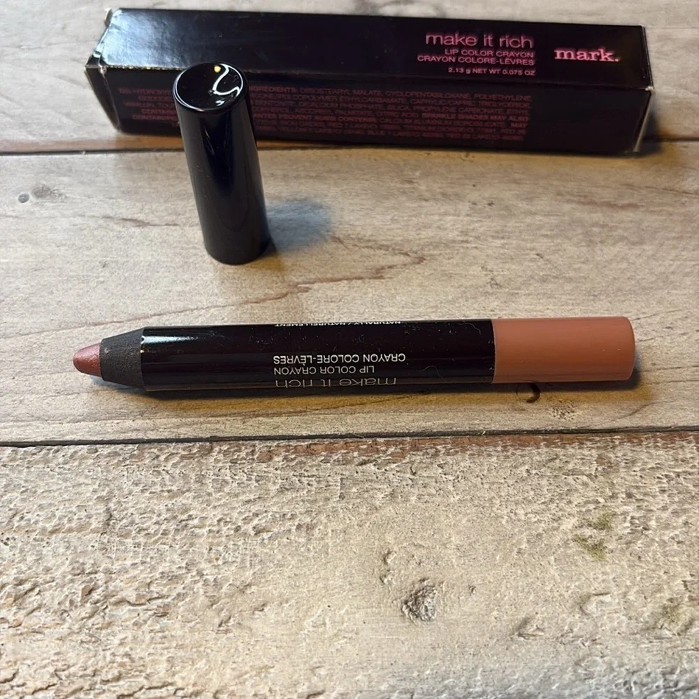 Make It Rich Lip Color Crayon/Naturally